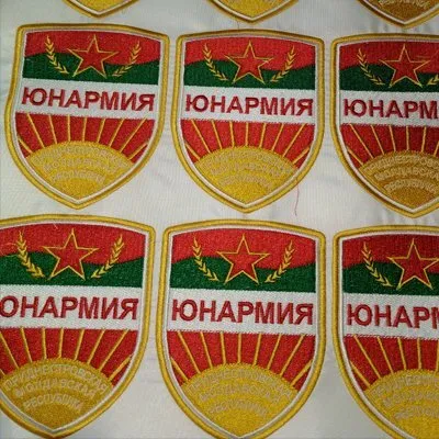 Вышивка на футболках